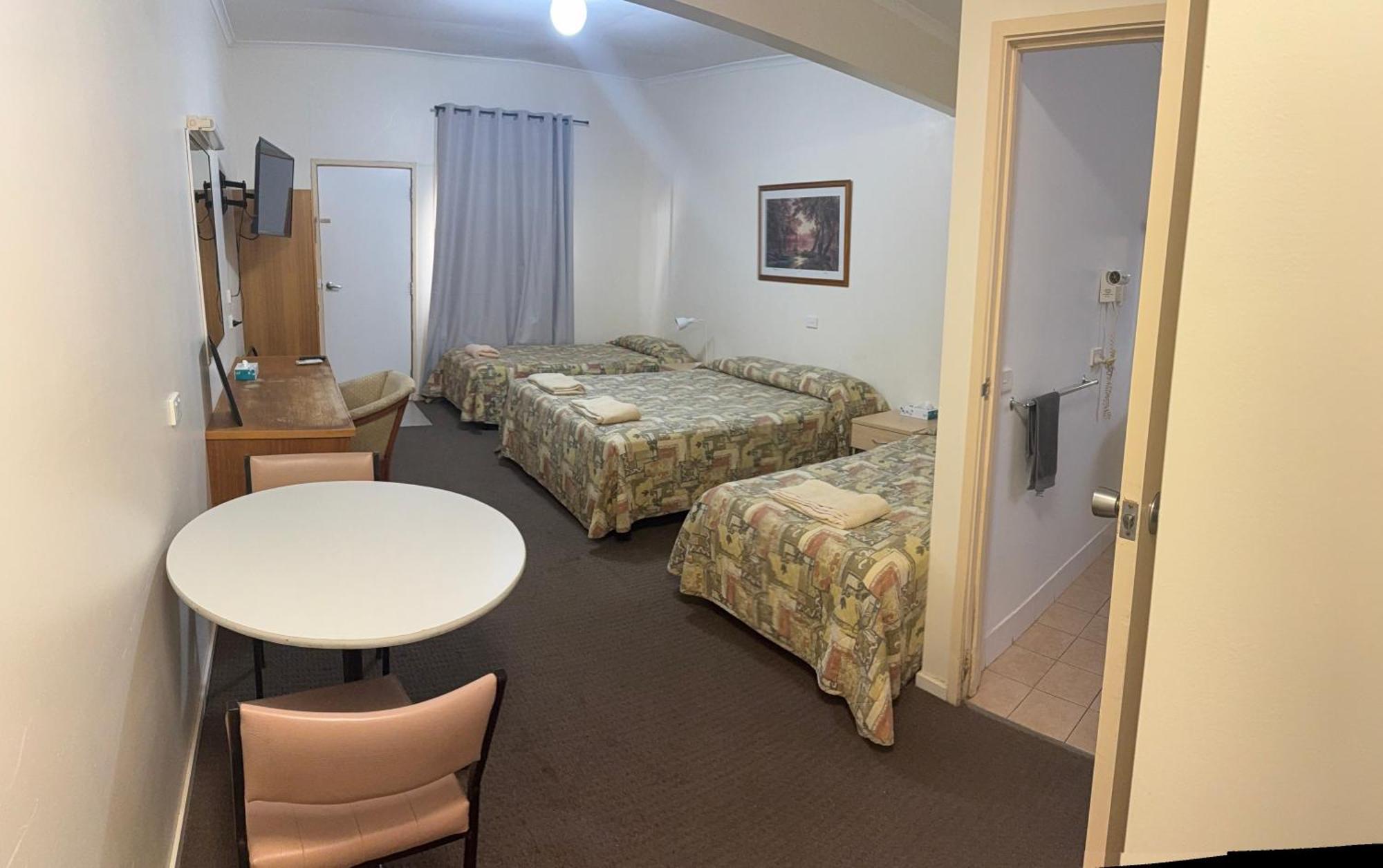 Mia Motel Гріффіт Екстер'єр фото