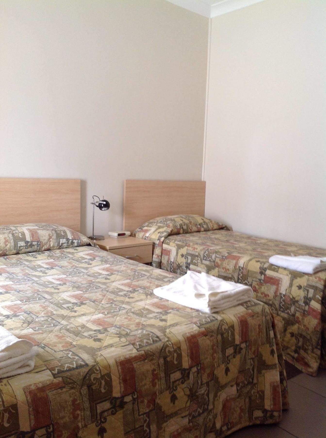 Mia Motel Гріффіт Екстер'єр фото