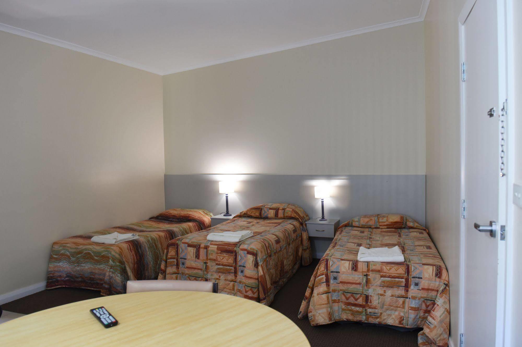Mia Motel Гріффіт Екстер'єр фото